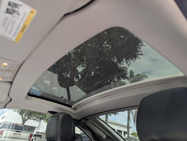 Used 2016 Mercedes-Benz SL 550 image 24