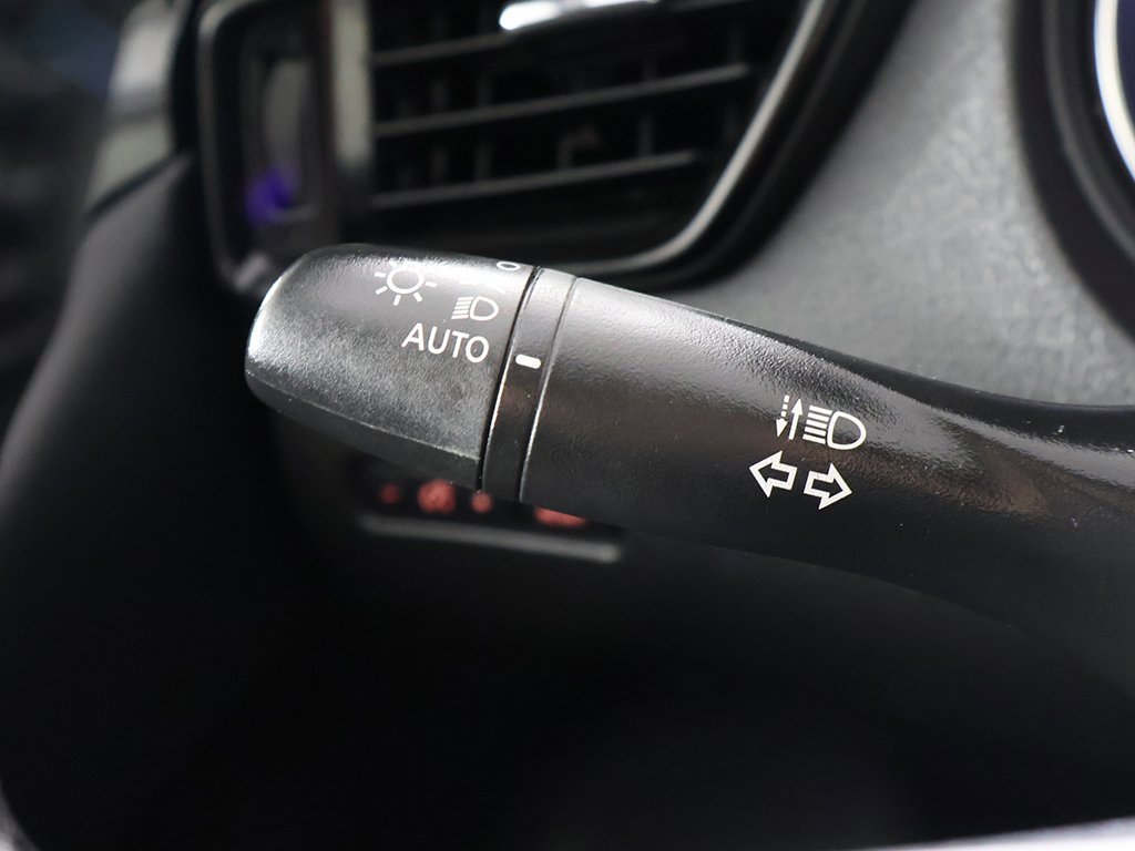 Used 2022 Nissan Rogue Sport SL image 42