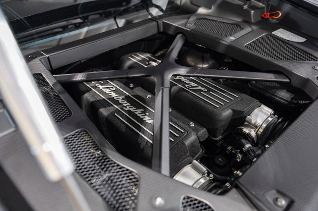 Used 2016 Lamborghini Huracan LP 580-2 image 22