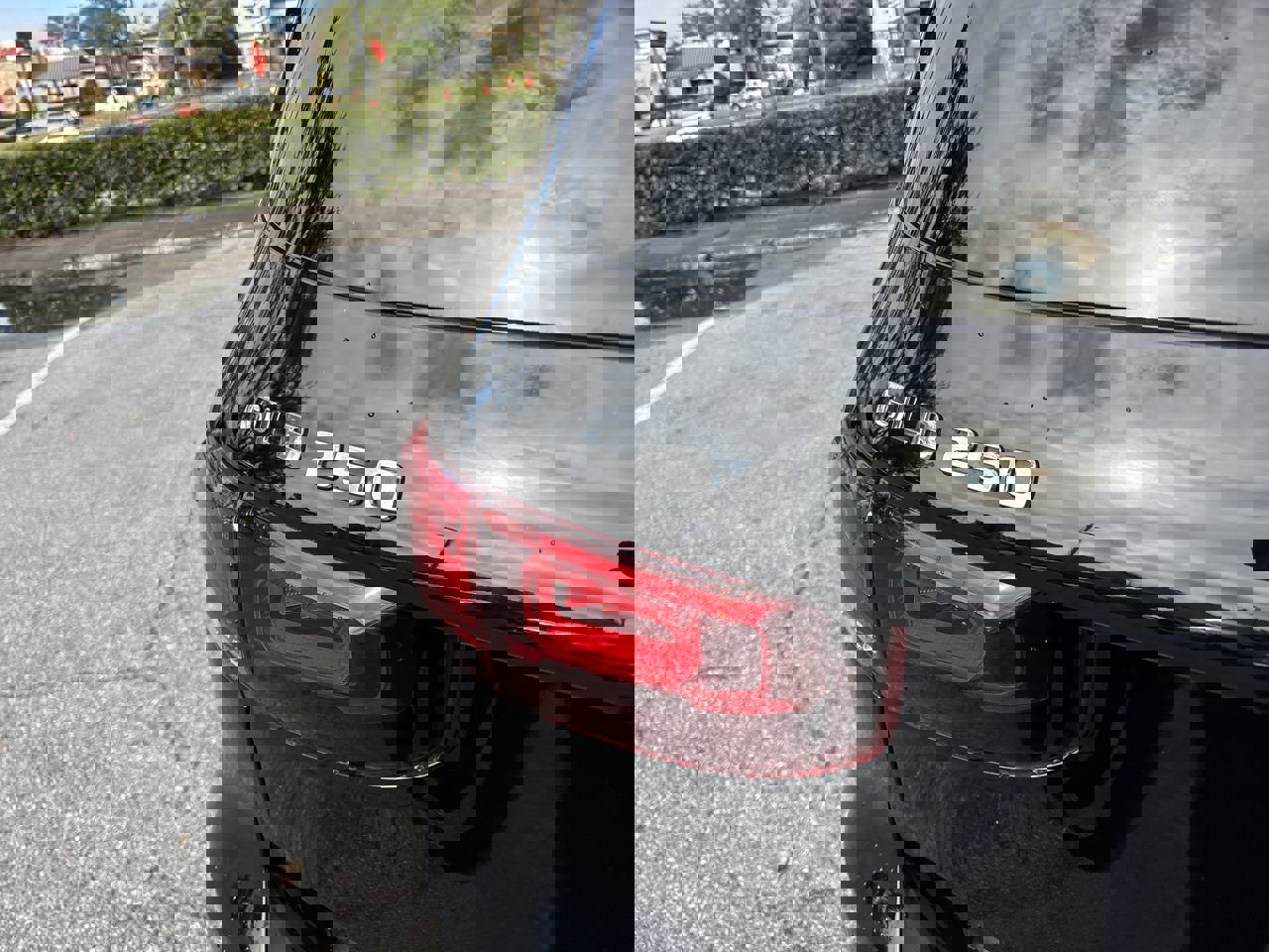 Used 2022 Mercedes-Benz GLB 250 image 24