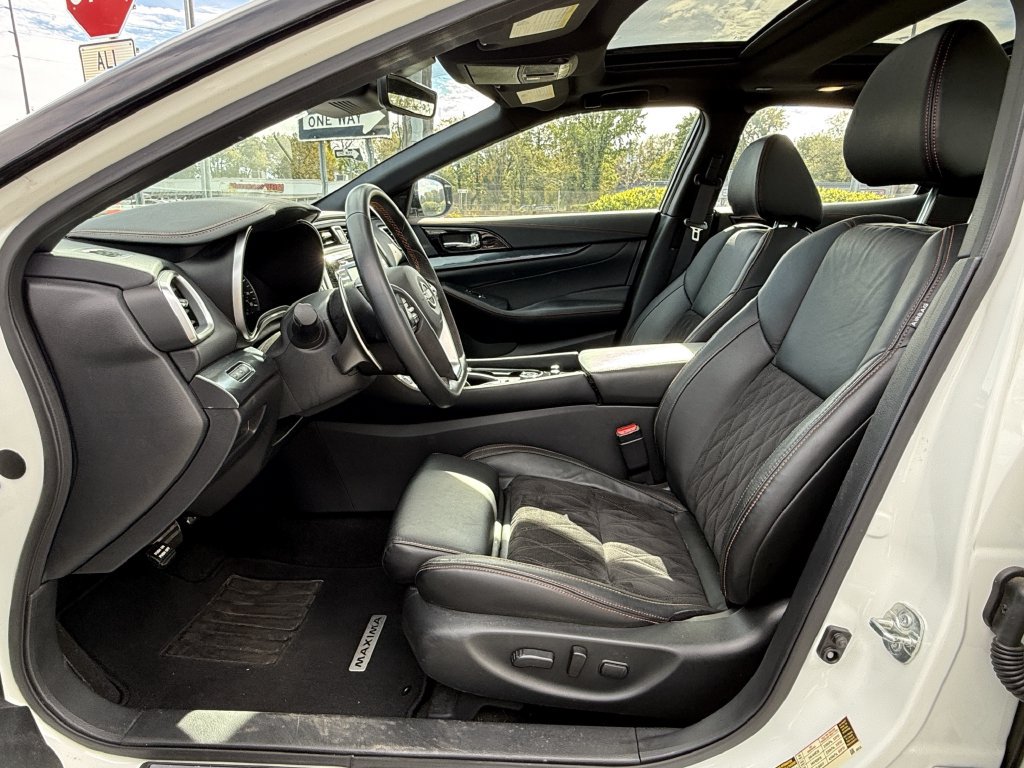 Certified 2023 Nissan Maxima SR w/ Sport Mat Group FWD image 20