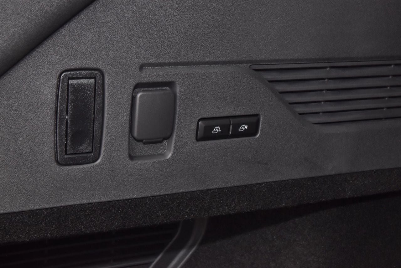 New 2026 Lincoln Nautilus Reserve AWD/4WD image 45