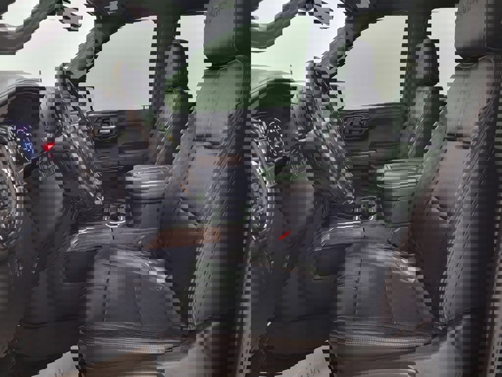 Used 2019 Chevrolet Silverado 1500 High Country w/ Technology Package image 14