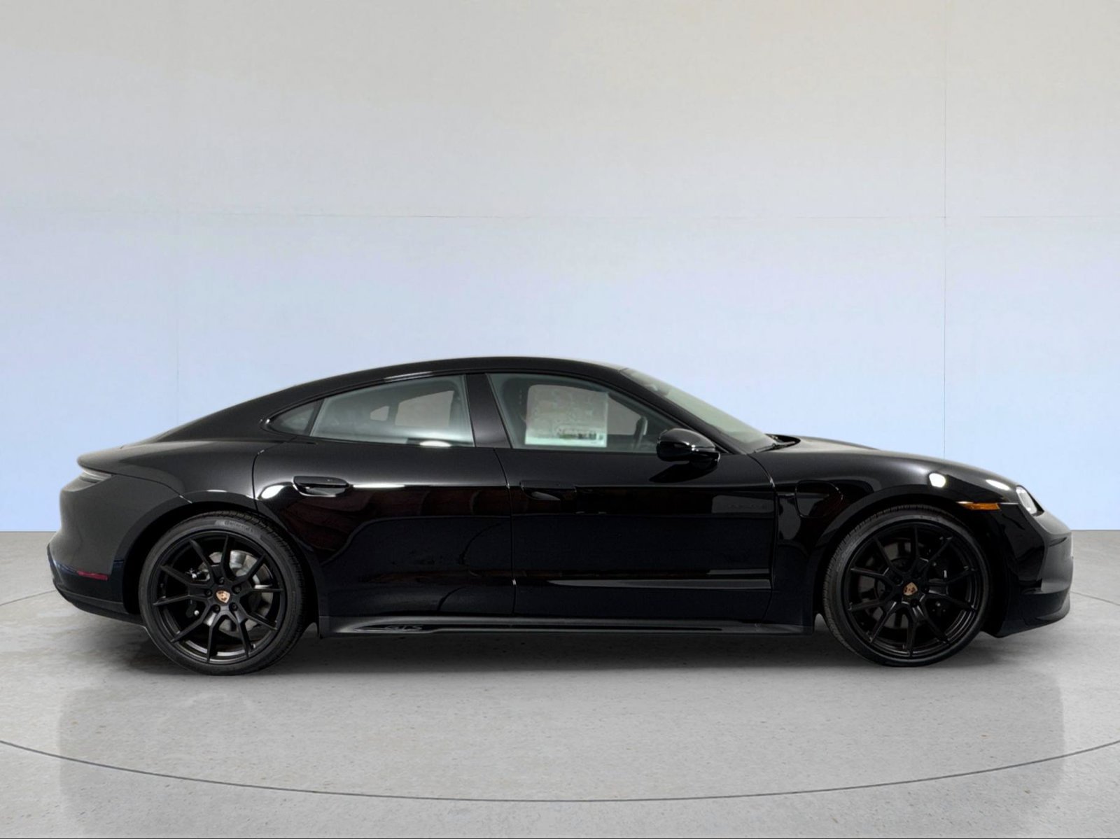 New 2026 Porsche Taycan GTS AWD/4WD image 9