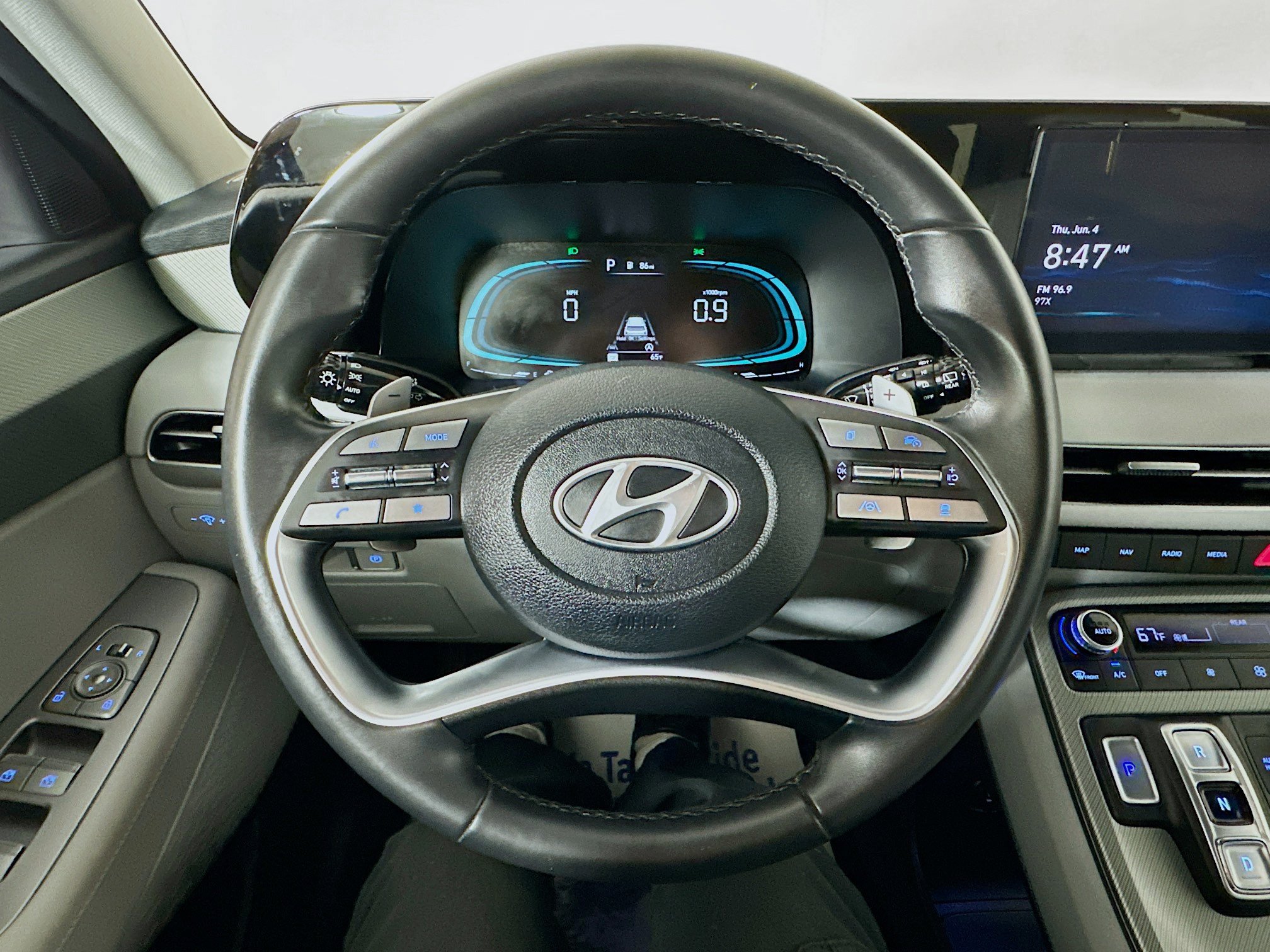 Used 2025 Hyundai Palisade SEL FWD image 11