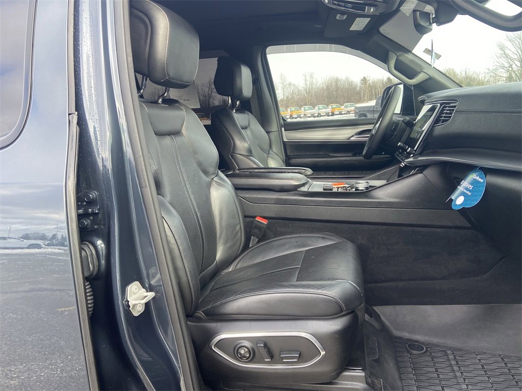 Used 2023 Jeep Wagoneer Series II image 29