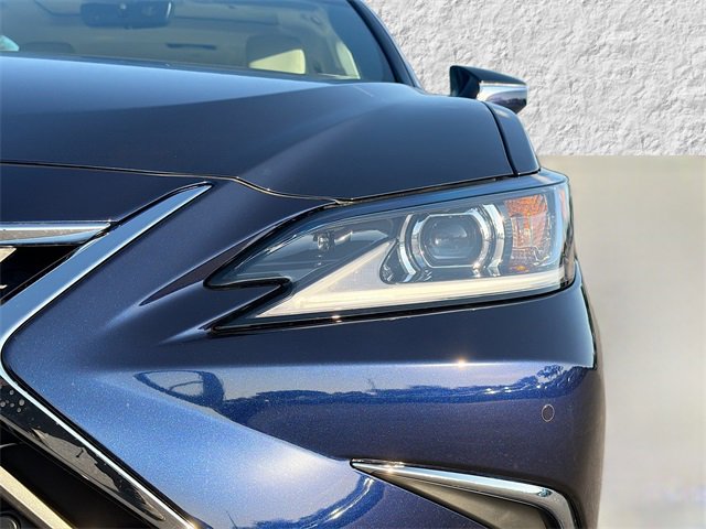 New 2025 Lexus ES 350 w/ Premium Package image 9