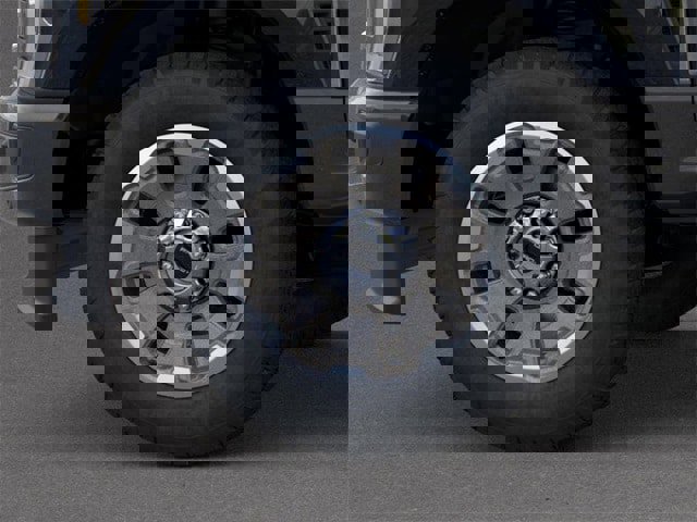 New 2025 Ford F250 King Ranch w/ FX4 Off-Road Package image 19