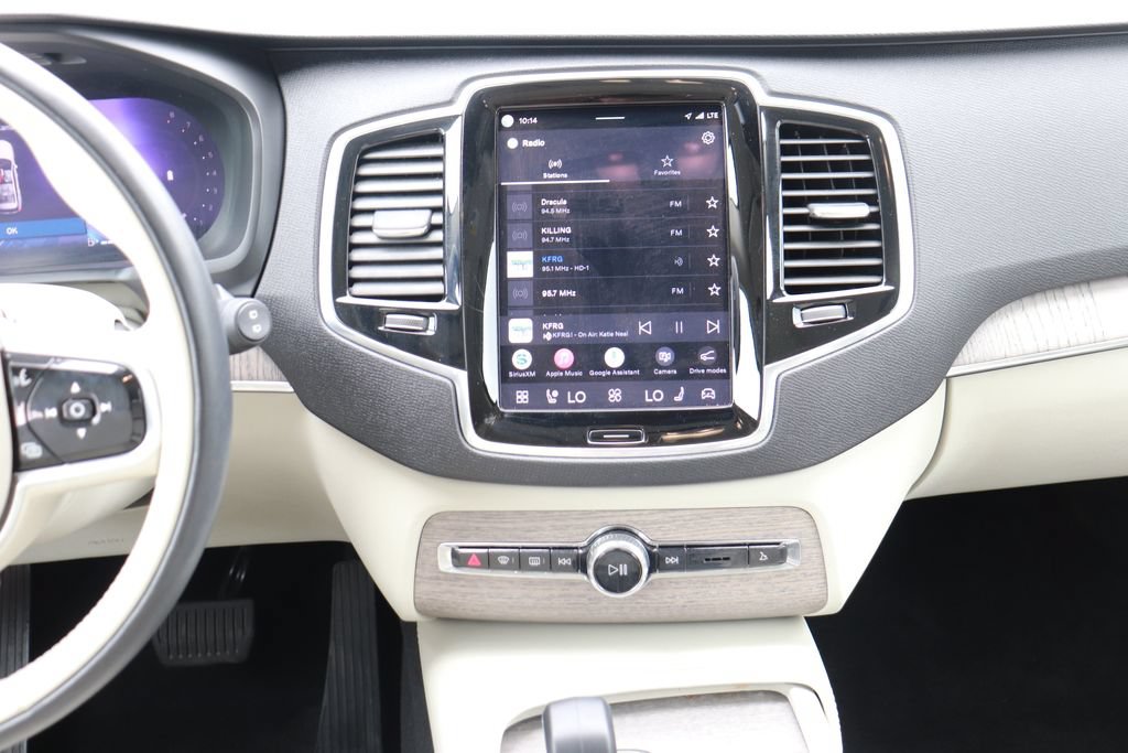 Used 2023 Volvo XC90 B6 Plus w/ Protection Package Premier AWD/4WD image 16