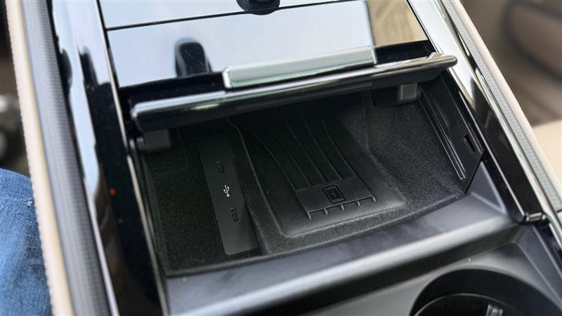 Used 2025 Porsche Panamera 4 image 32