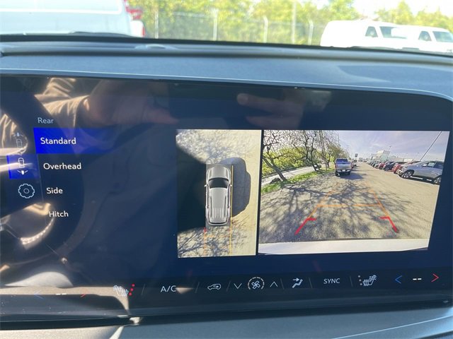 New 2026 Chevrolet Traverse LT w/ Driver Confidence Package image 17