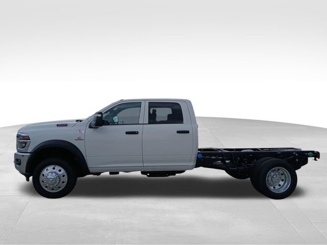 New 2026 RAM 4500 Tradesman w/ Chrome Appearance Group AWD/4WD image 2