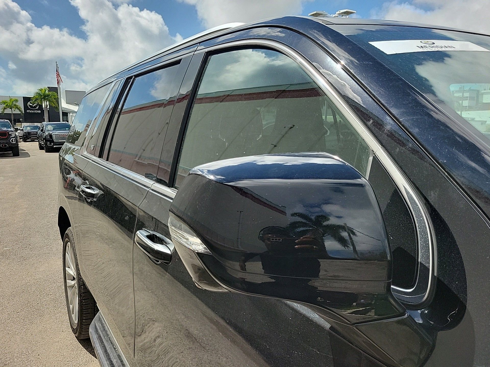 Used 2023 Cadillac Escalade ESV Premium Luxury image 11