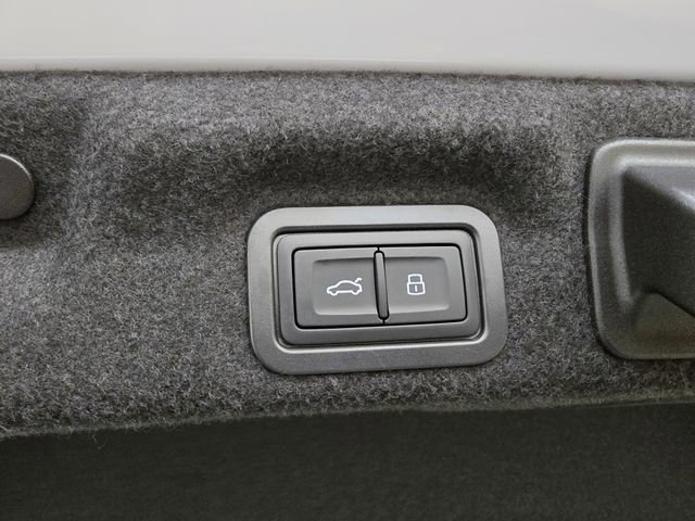 New 2026 Audi A6 Premium Plus AWD/4WD image 34