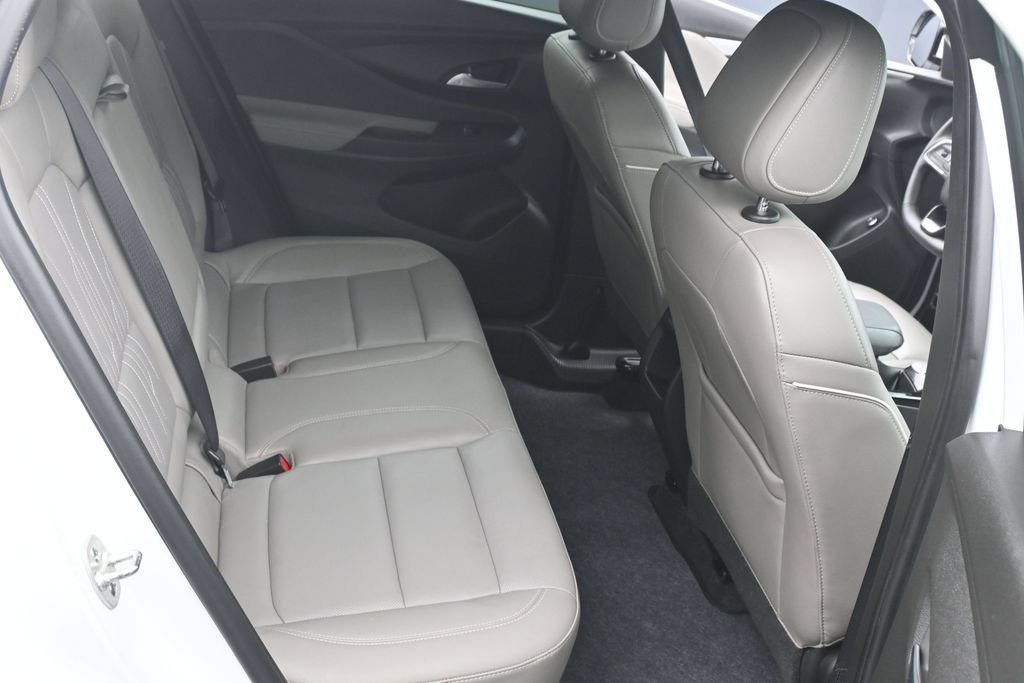 Used 2024 Buick Envista Sport Touring FWD image 11