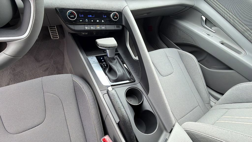 New 2026 Hyundai Elantra Sport w/ Cargo Package image 27