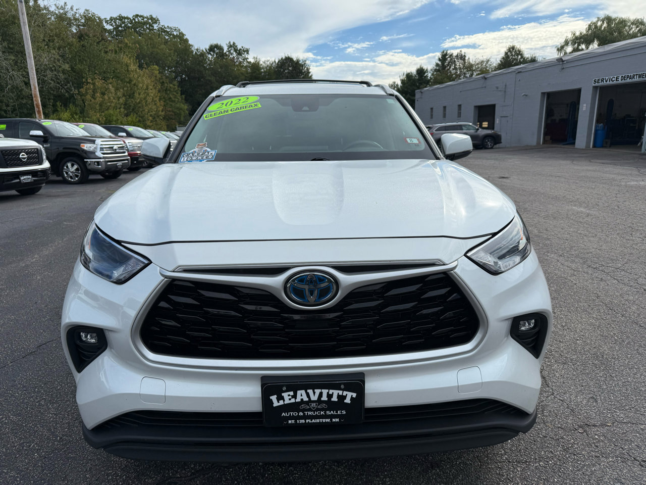 Used 2022 Toyota Highlander XLE image 3