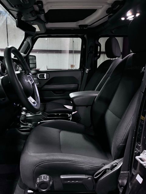 Used 2022 Jeep Wrangler Unlimited Sahara image 13