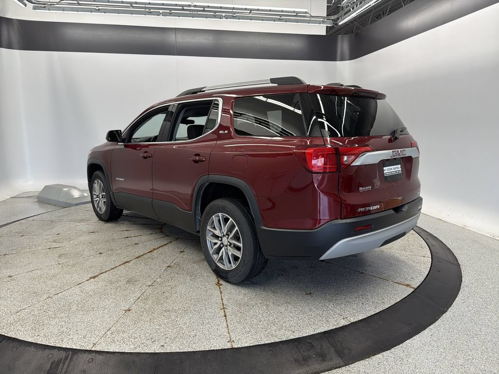 Used 2018 GMC Acadia SLE AWD/4WD image 3