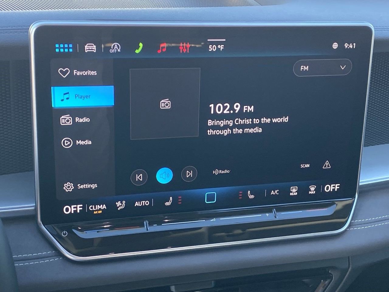 New 2026 Volkswagen Tiguan SE image 22