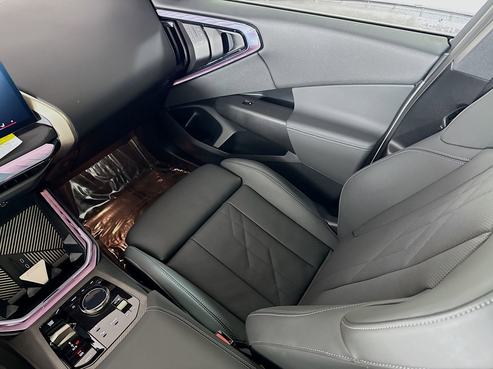 Used 2025 BMW X3 xDrive30i w/ Convenience Package image 23