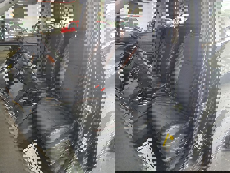 Used 2019 Chevrolet Trax LT w/ Driver Confidence Package image 9