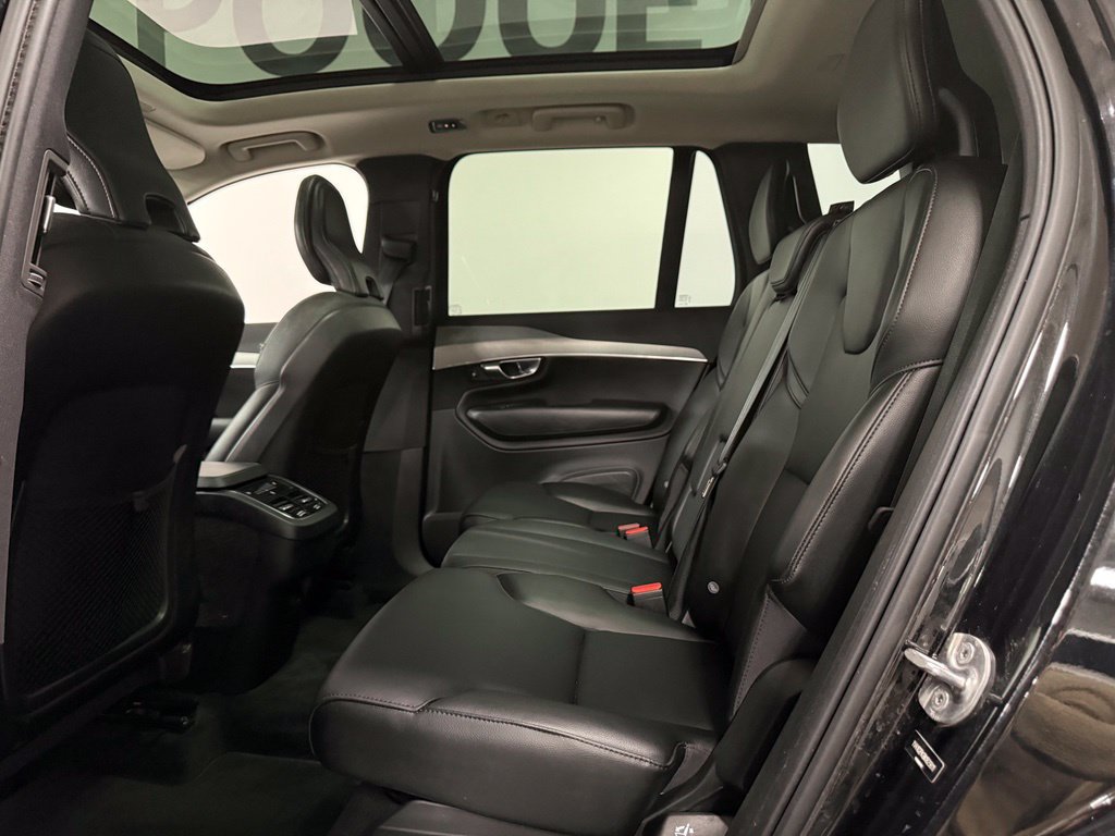 Used 2022 Volvo XC90 T5 Momentum AWD/4WD image 10