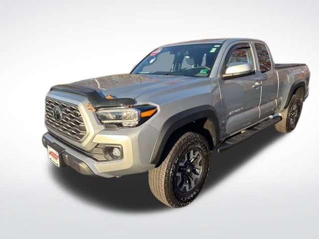 Used 2023 Toyota Tacoma 4x4 Access Cab image 2