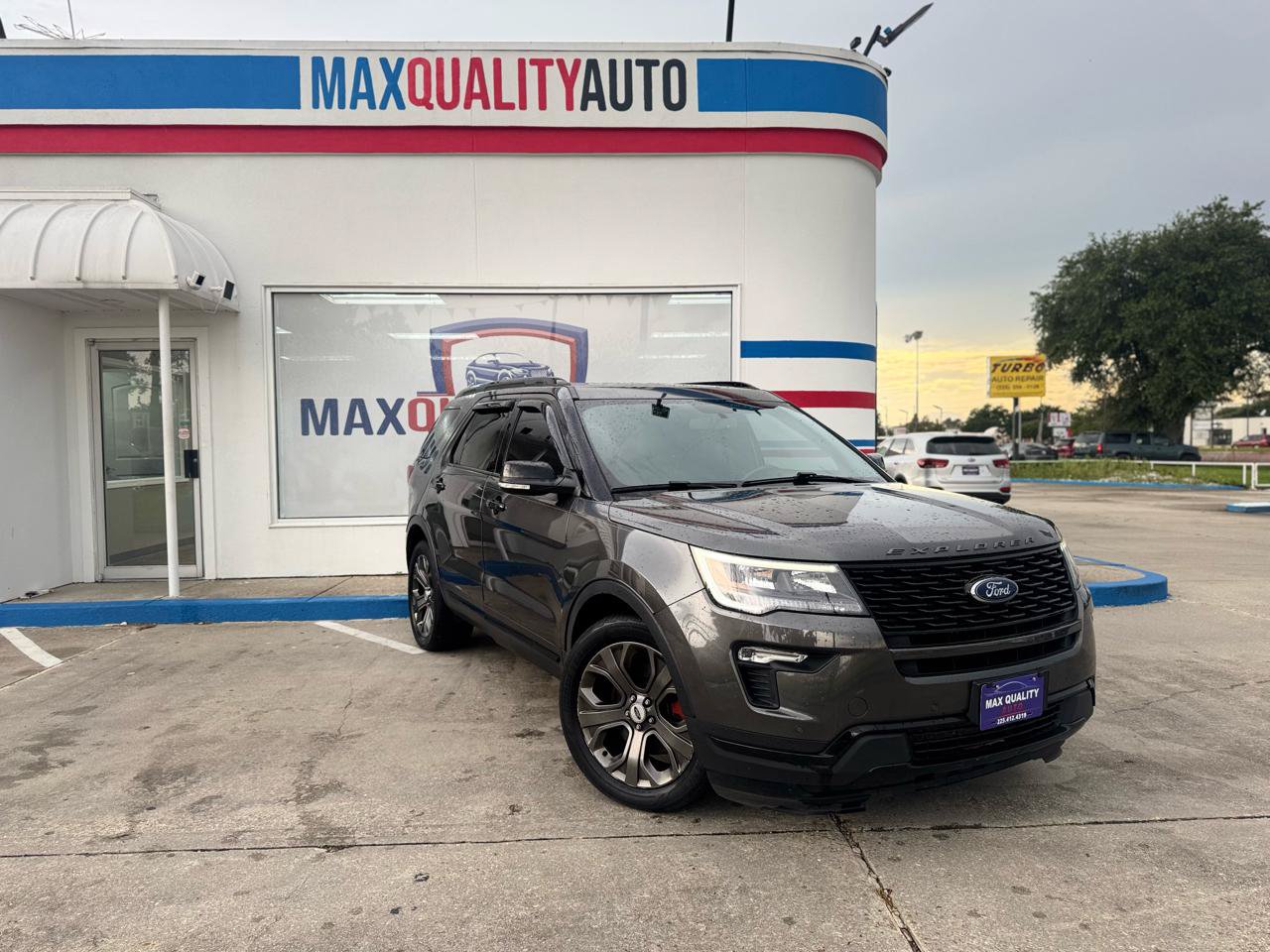 Used 2018 Ford Explorer Sport AWD/4WD image 17