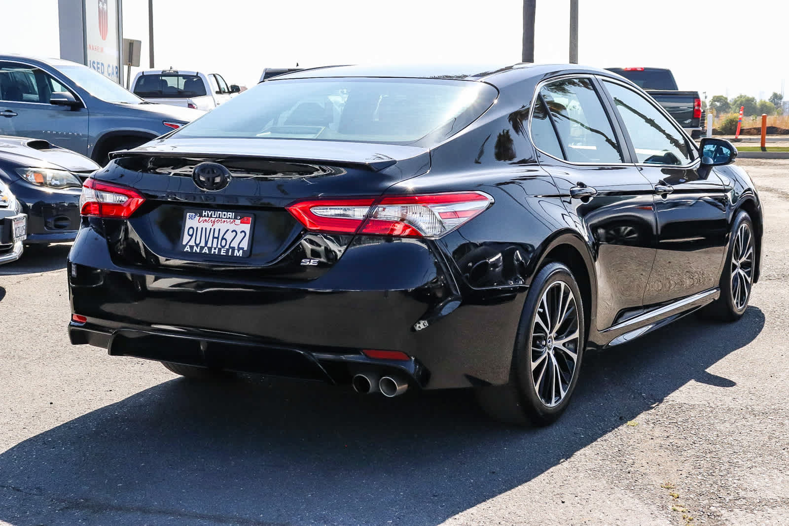 Used 2018 Toyota Camry SE FWD image 7