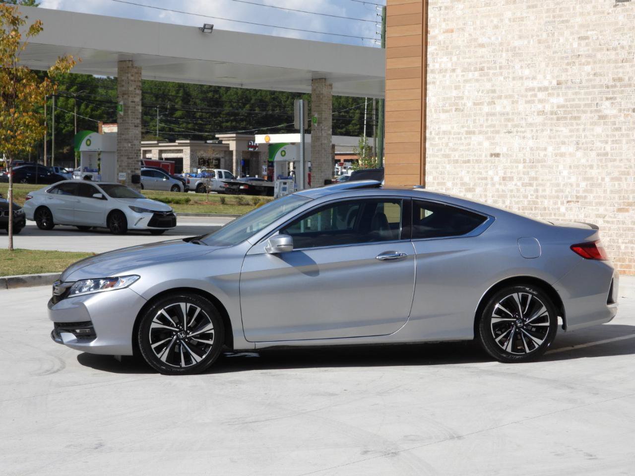 Used 2016 Honda Accord EX-L image 28