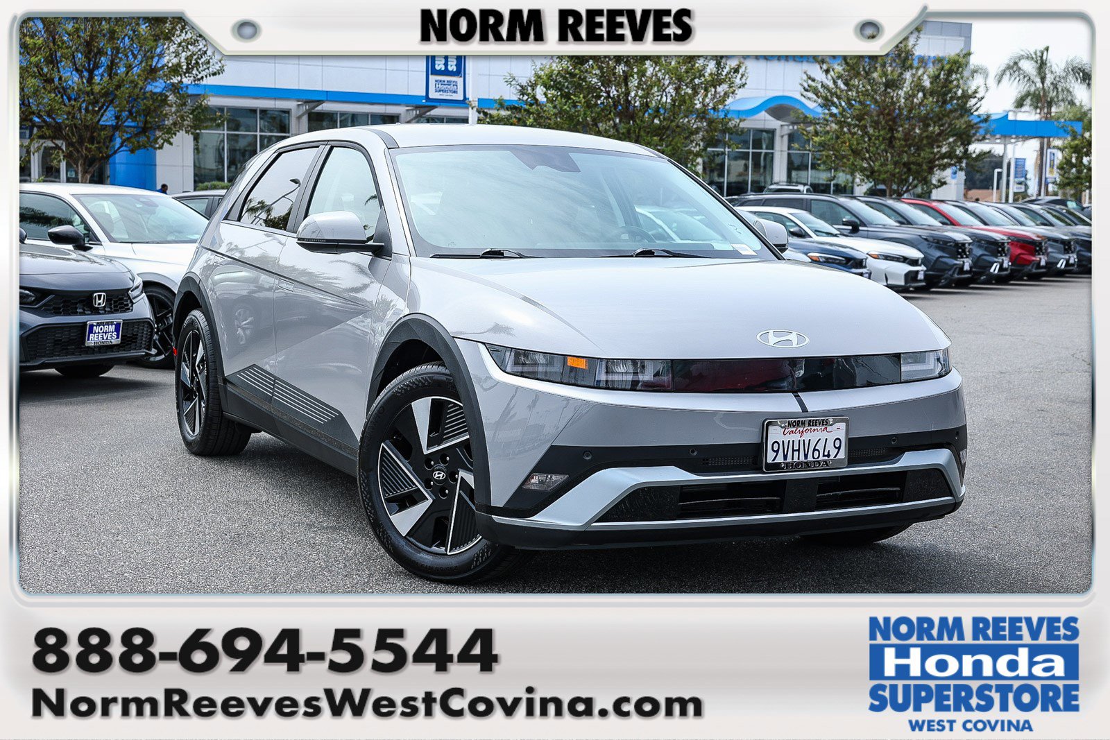 Used 2025 Hyundai Ioniq 5 SE image 1