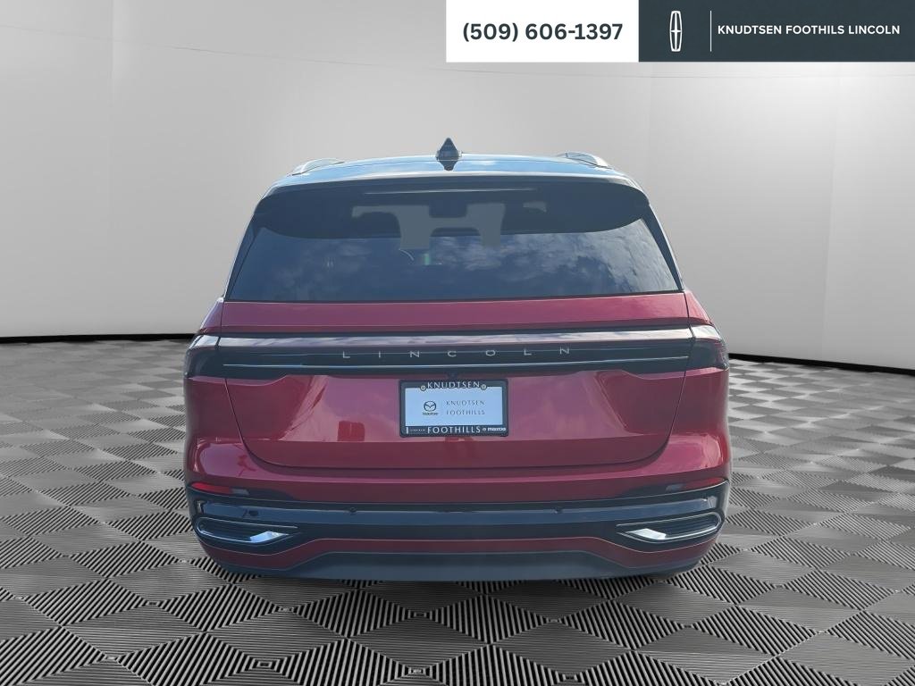 Used 2026 Lincoln Nautilus Reserve AWD/4WD image 6