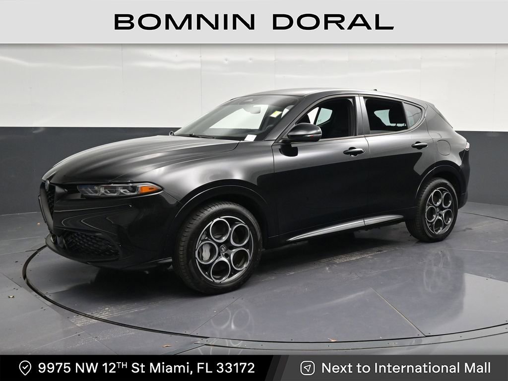 Used 2025 Alfa Romeo Tonale AWD/4WD image 1