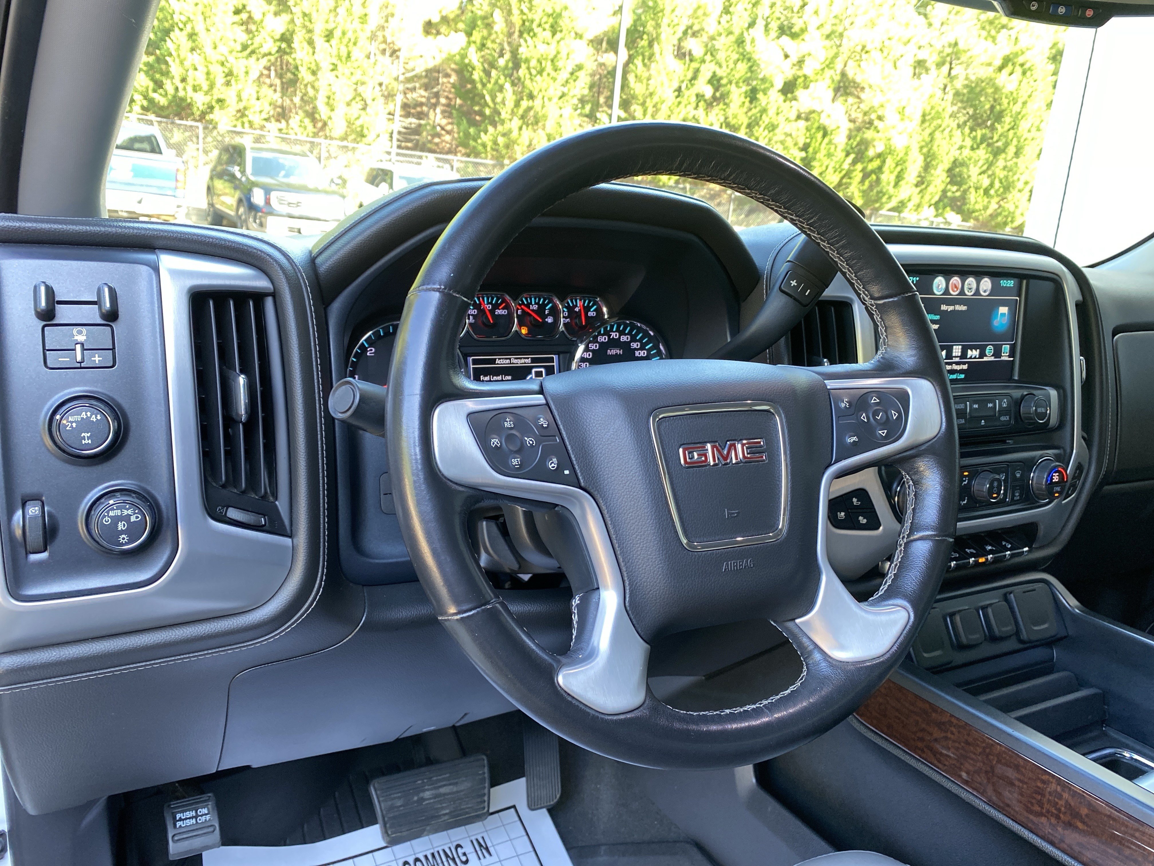 Used 2018 GMC Sierra 1500 SLT AWD/4WD image 17