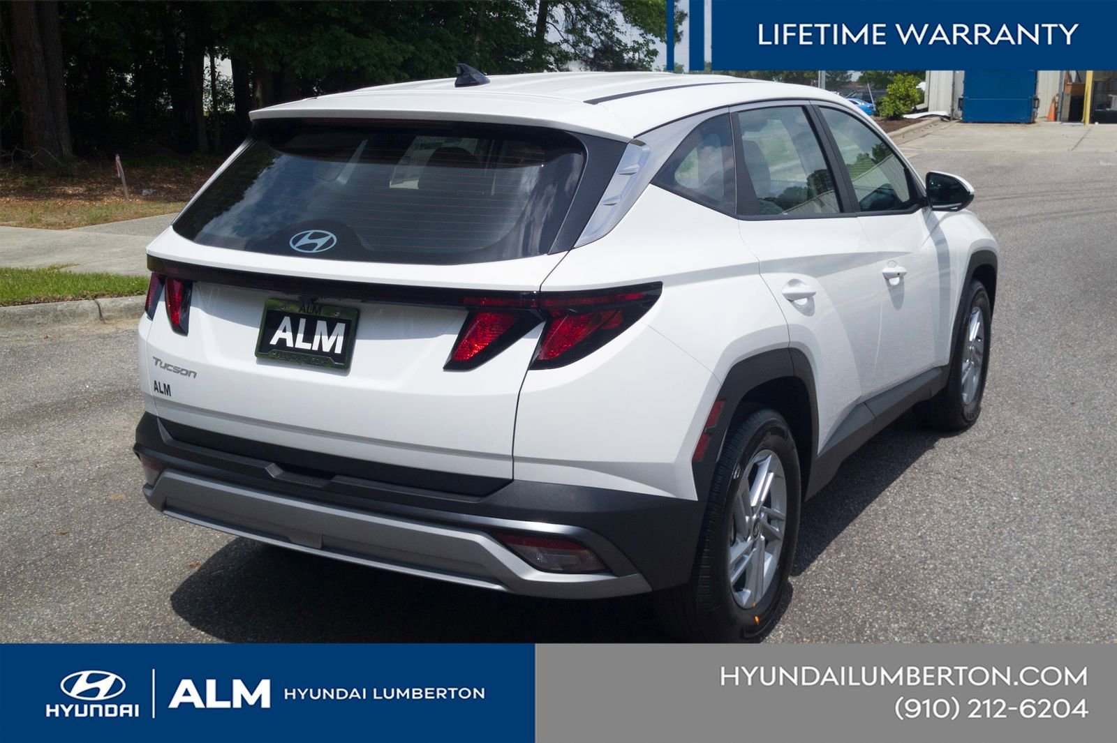 New 2025 Hyundai Tucson SE image 6