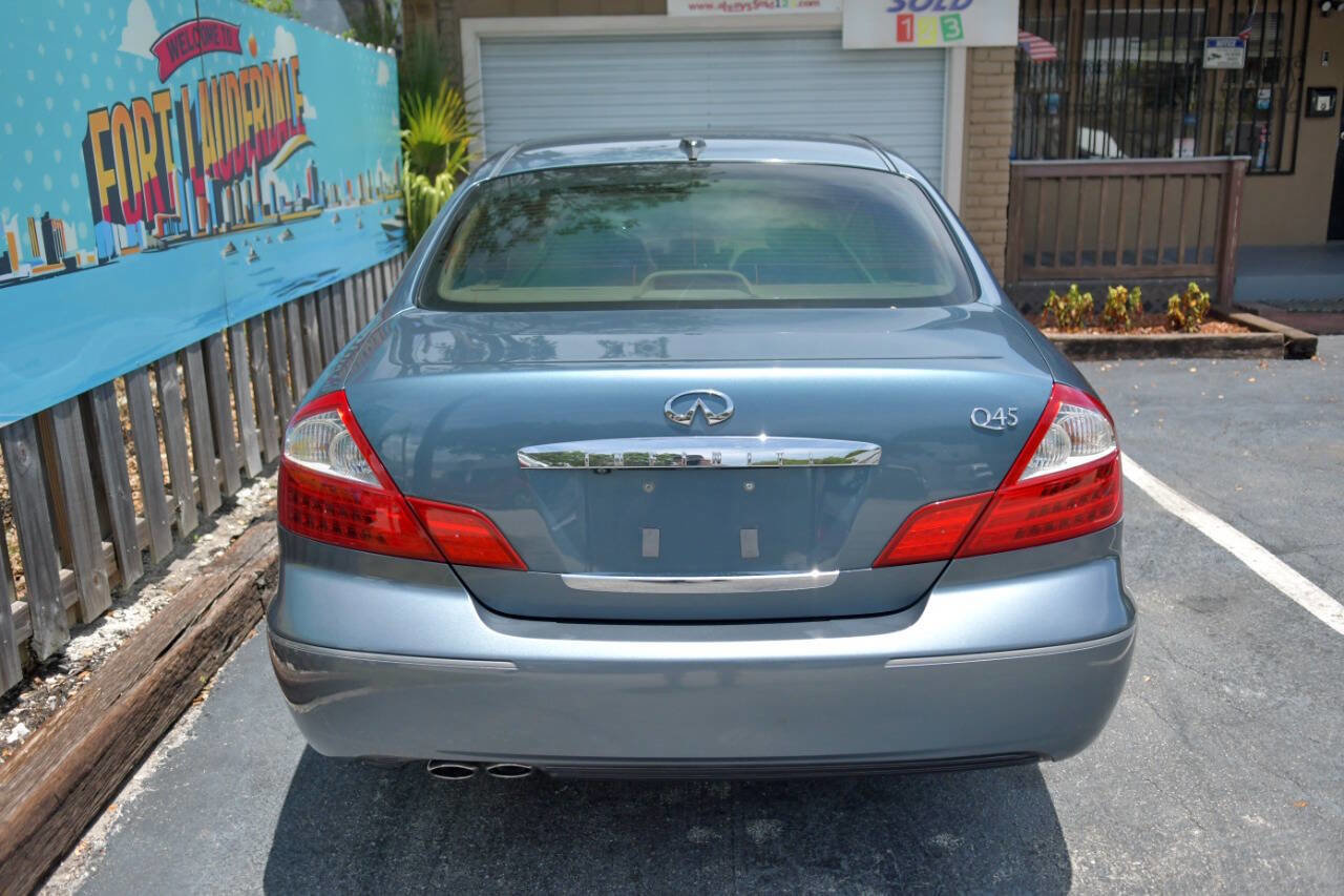Used 2005 INFINITI Q45 w/ (P01) Premium Pkg image 26