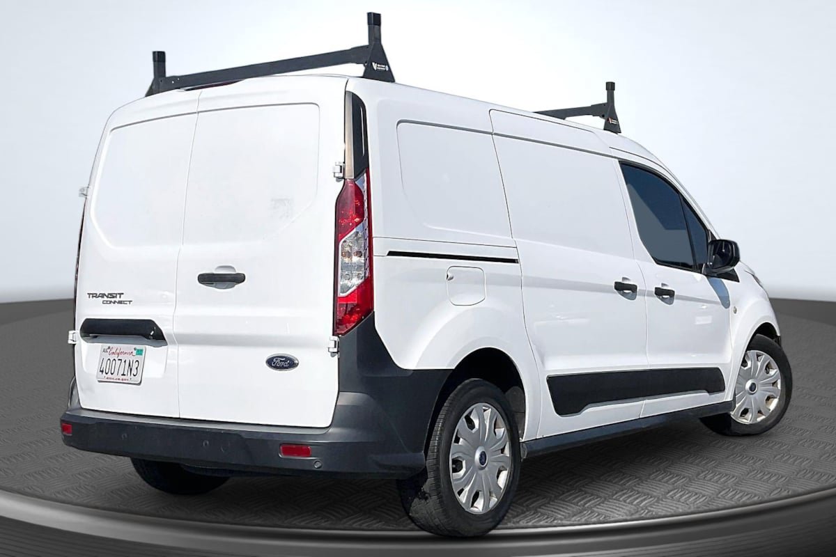 Used 2022 Ford Transit Connect XL FWD image 11