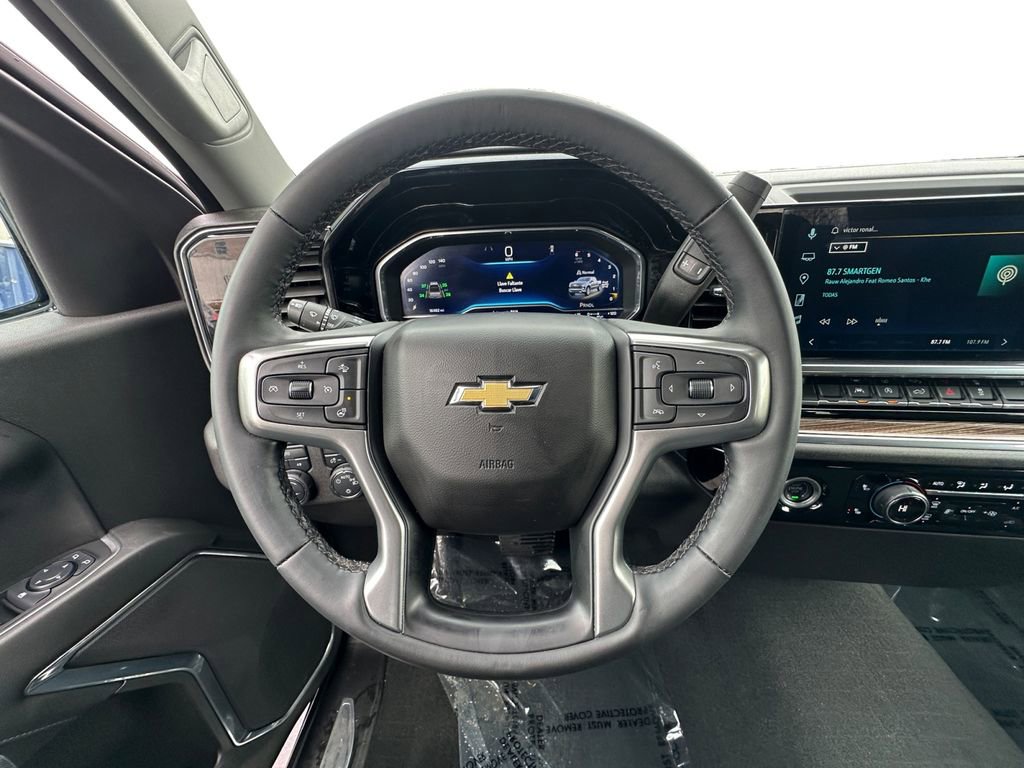 Used 2024 Chevrolet Silverado 1500 LT image 12