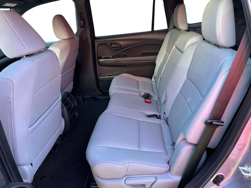 Used 2022 Honda Passport EX-L image 19