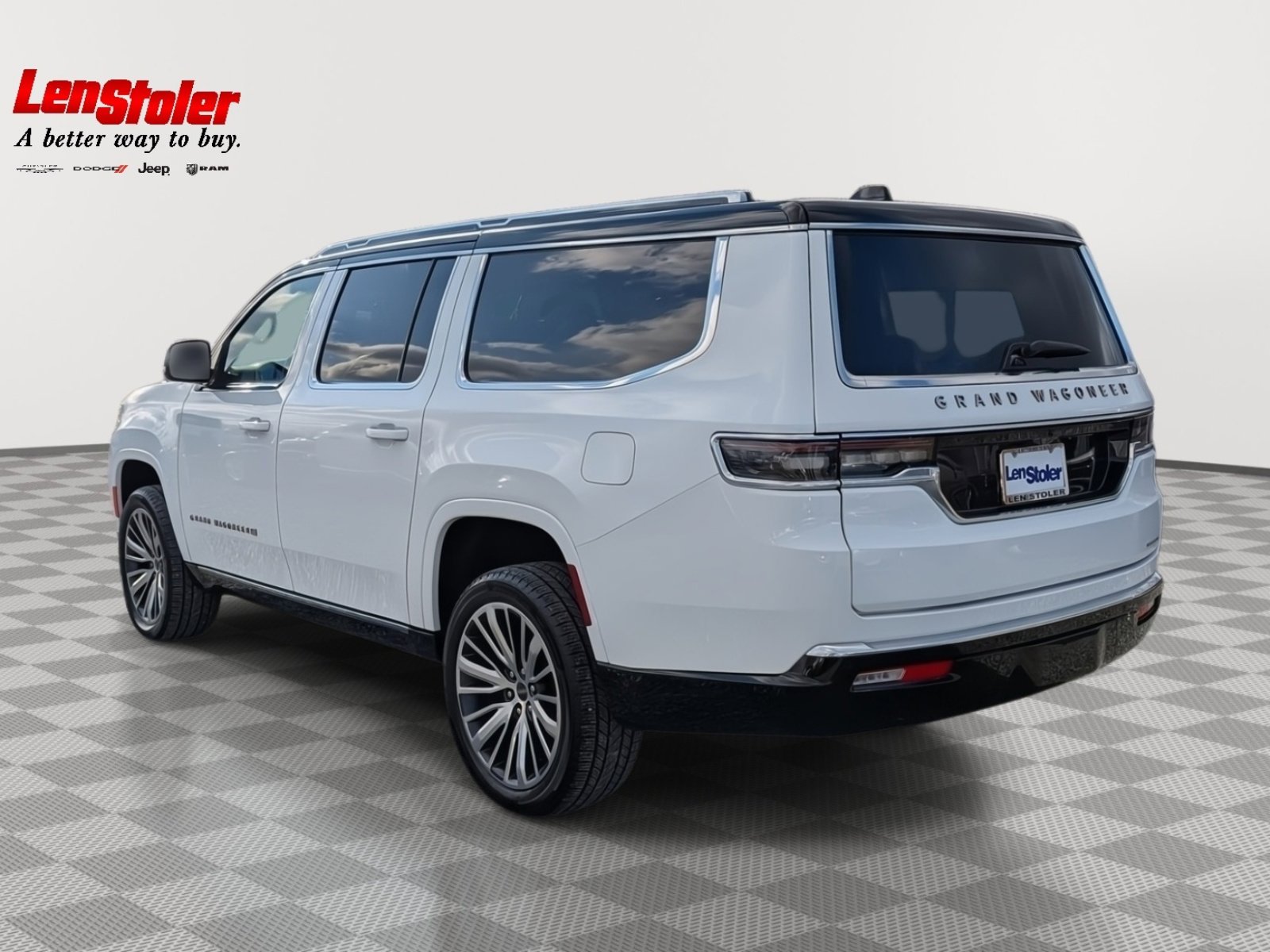 Used 2024 Jeep Grand Wagoneer L Series III image 3