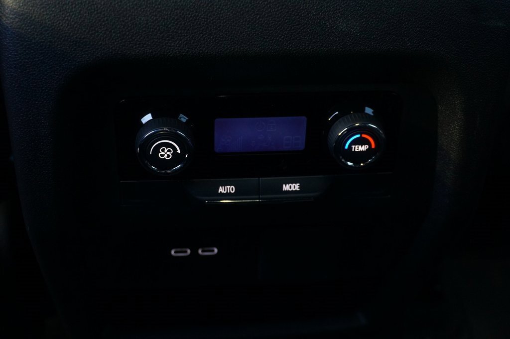 New 2026 Chevrolet Traverse LT w/ Midnight/Sport Edition image 26