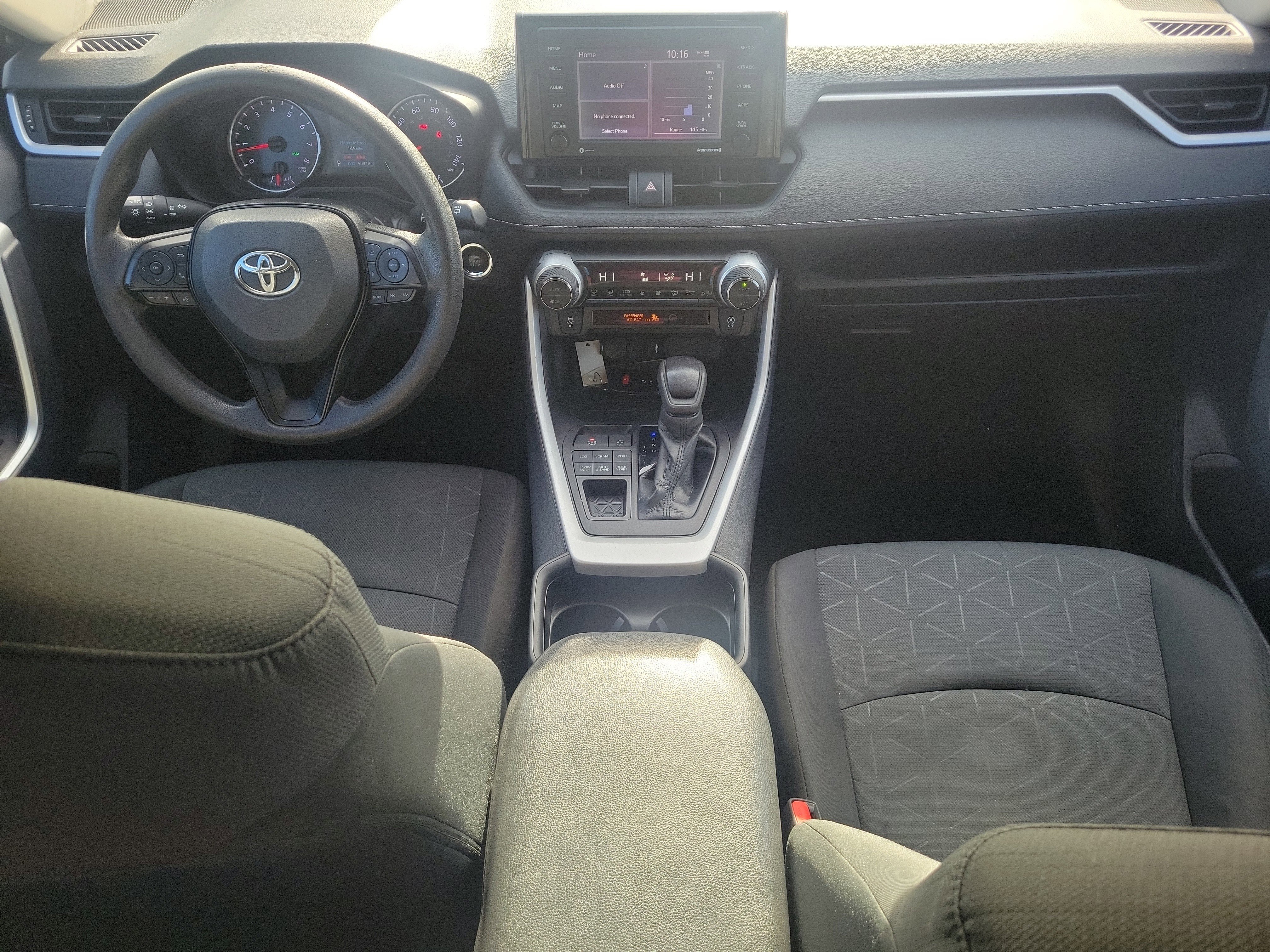 Used 2021 Toyota RAV4 XLE image 11