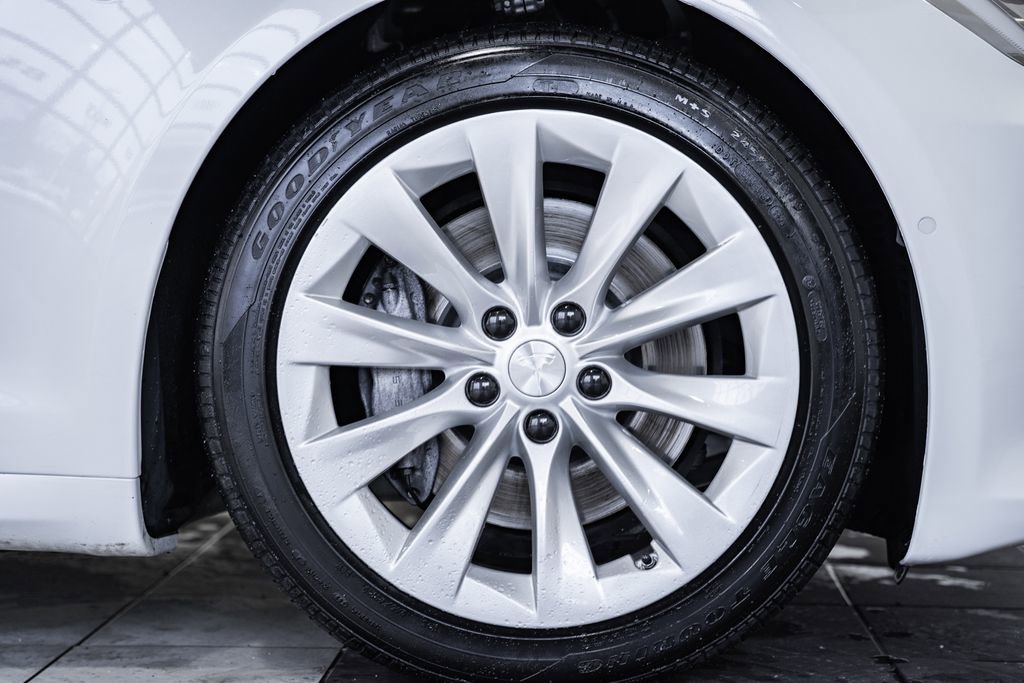 Used 2019 Tesla Model S Long Range image 14