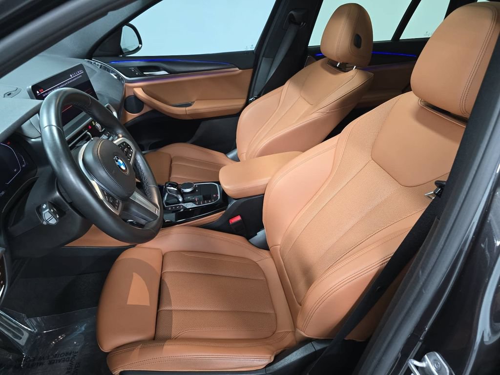 Used 2022 BMW X4 xDrive30i w/ M Sport Package 2 AWD/4WD image 5