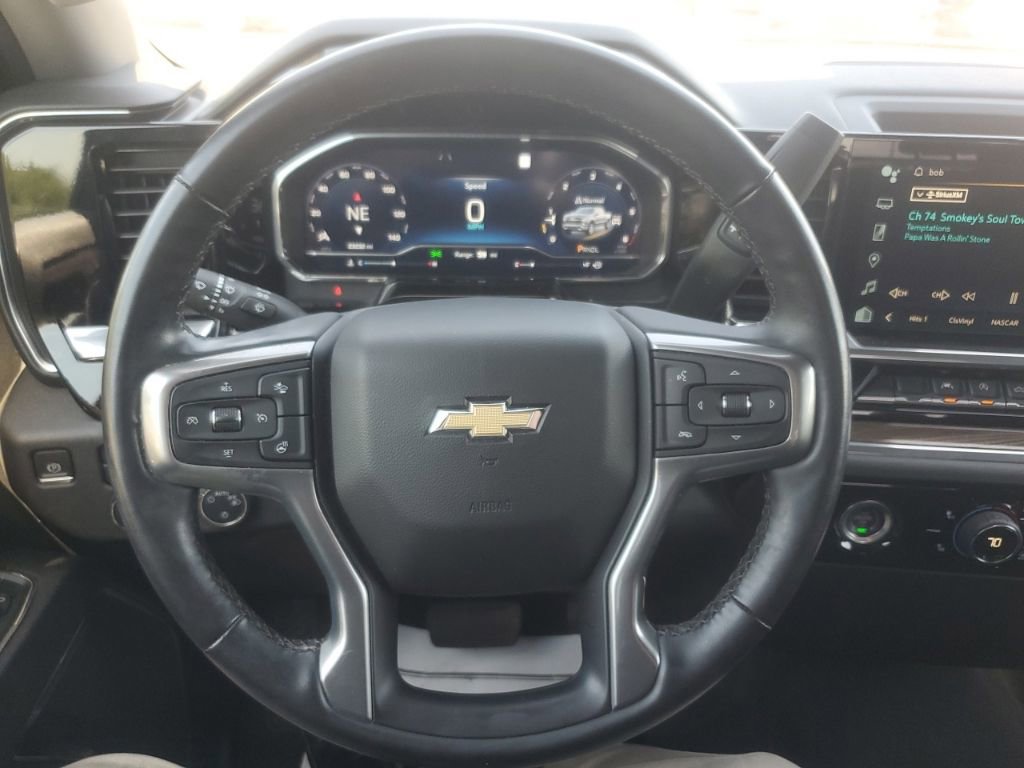Used 2023 Chevrolet Silverado 1500 LT AWD/4WD image 21