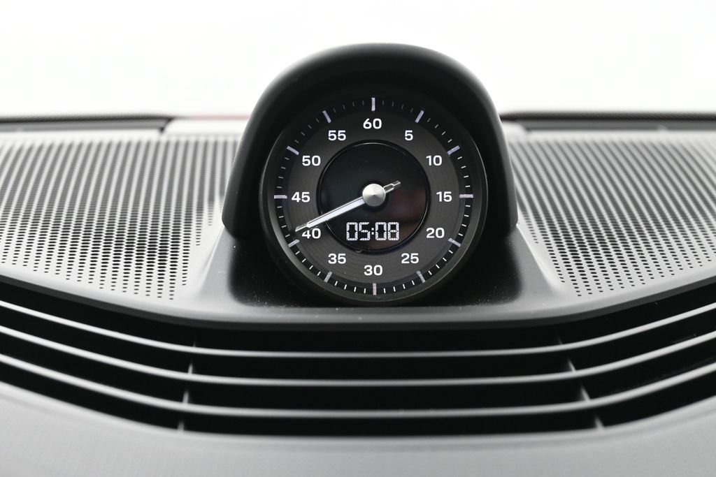 Certified 2025 Porsche Taycan AWD/4WD image 21