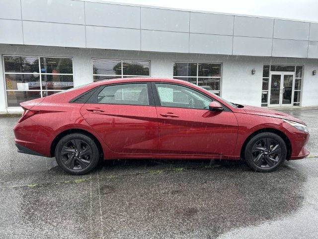 Certified 2023 Hyundai Elantra SEL FWD image 2