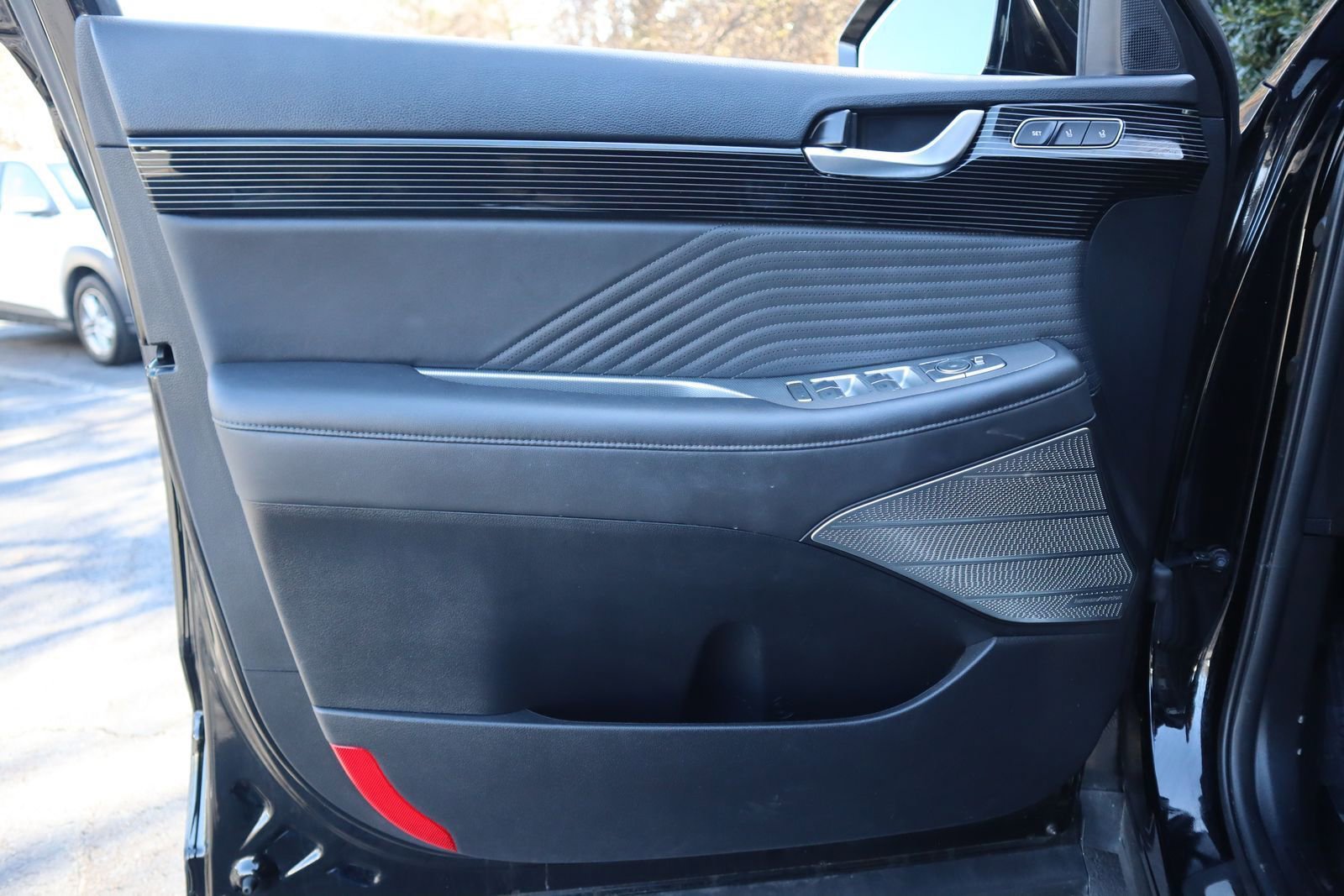 Used 2023 Hyundai Palisade Calligraphy image 13