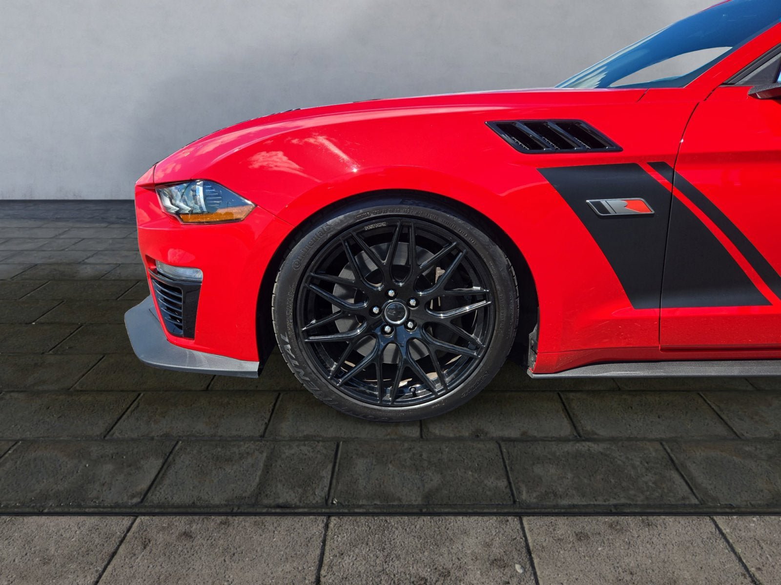 Used 2021 Ford Mustang GT Premium w/ GT Performance Package RWD image 26